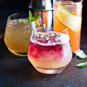 Go Dream COCKTAILS FOR 2- Oplevelsesgaver GASTRONOMY - Hvad siger du til en stilfuld og festlig aften med kæresten eller en af vennerne på en trendy